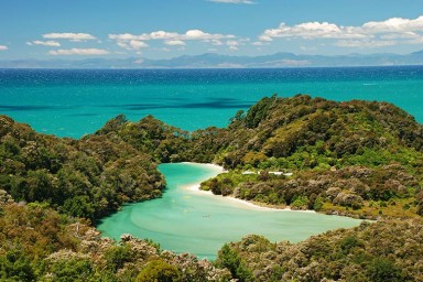 Day Hikes on the Abel Tasman Coast Track