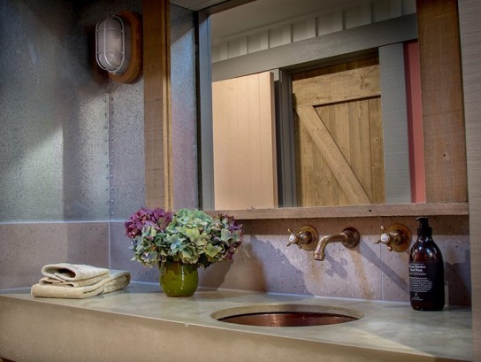 Simple, elegant wash basin of Camp Glenorchy’s cabin bathrooms.